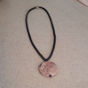Elegant Black and Pink Pendant Necklace